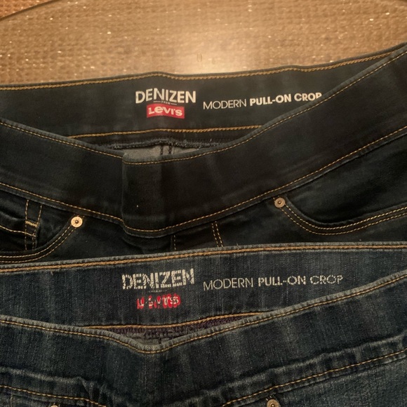 Levi Denizen Modern pull on Crop capris 2 pairs size 12 - Picture 2 of 2
